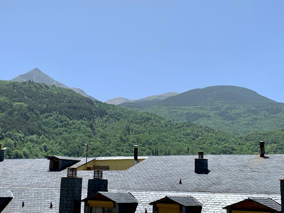 Bpirineos-Blest Lägenhet Benasque Exteriör bild